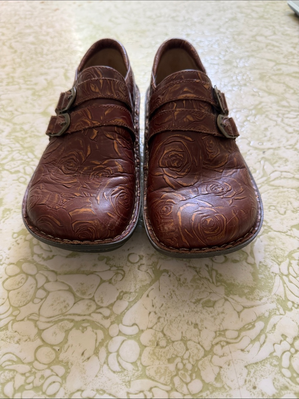 Alegria women’s Embossed Brown Double-Strap Slip-On Loafers size 40